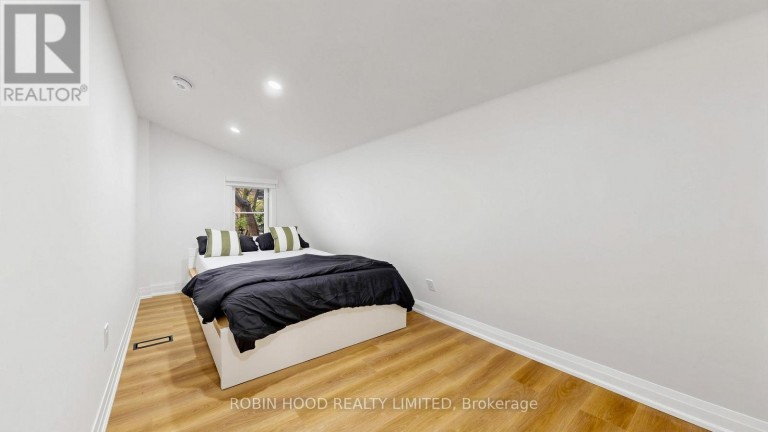 GARDEN SUITE - 8 LAXTON AVENUE, Toronto (South Parkdale), Ontario, M6K1K9