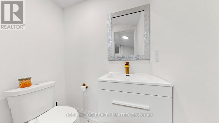 GARDEN SUITE - 8 LAXTON AVENUE, Toronto (South Parkdale), Ontario, M6K1K9