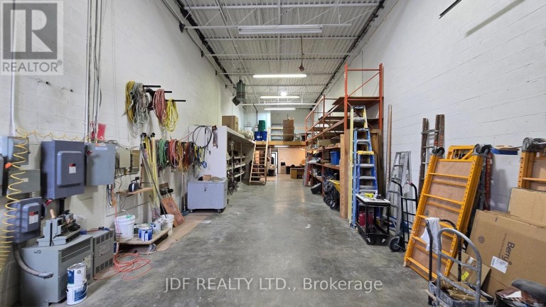 15 - 665 MILLWAY AVENUE, Vaughan (Concord), Ontario, L4K3T8