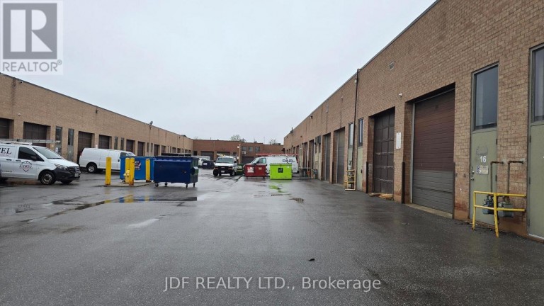 15 - 665 MILLWAY AVENUE, Vaughan (Concord), Ontario, L4K3T8