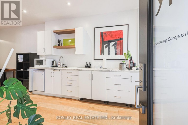MAIN FLOOR - 973 DOVERCOURT ROAD, Toronto (Dovercourt-Wallace Emerson-Junction), Ontario, M6H2X6