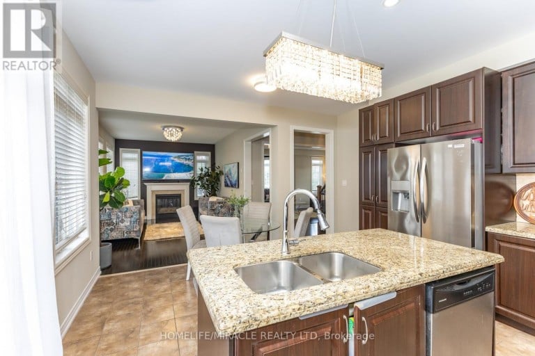 180 BONNIE BRAES DRIVE, Brampton (Credit Valley), Ontario, L6Y5Y7