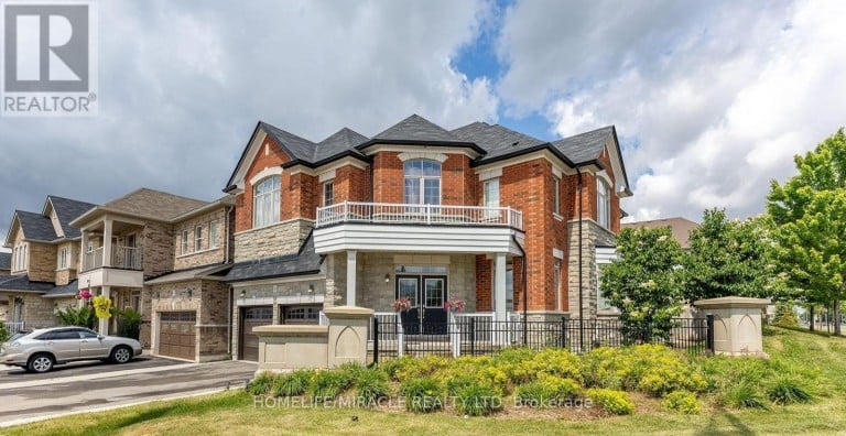 180 BONNIE BRAES DRIVE, Brampton (Credit Valley), Ontario, L6Y5Y7