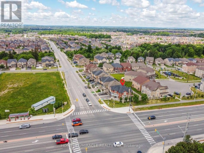 180 BONNIE BRAES DRIVE, Brampton (Credit Valley), Ontario, L6Y5Y7