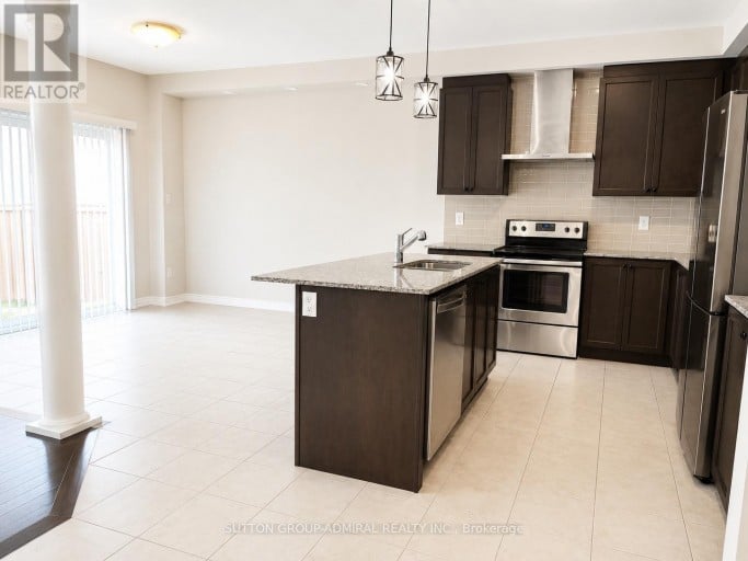 1320 BLACKMORE STREET, Innisfil (Alcona), Ontario, L9S0J8