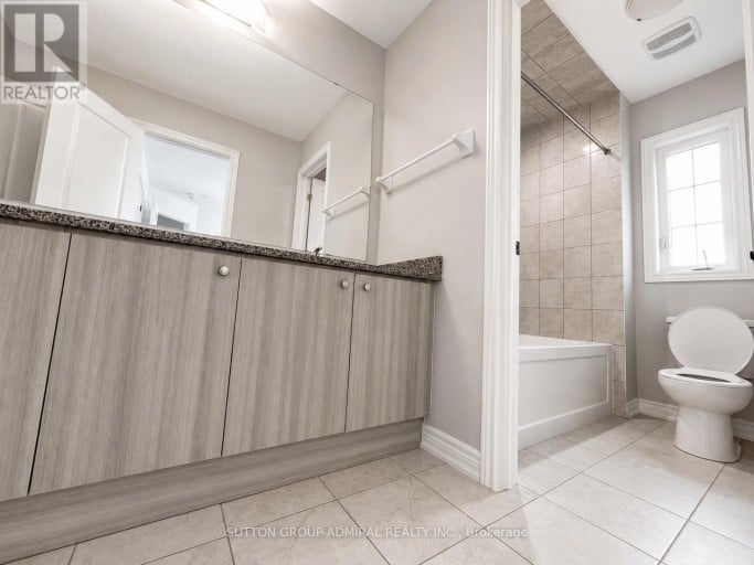 1320 BLACKMORE STREET, Innisfil (Alcona), Ontario, L9S0J8
