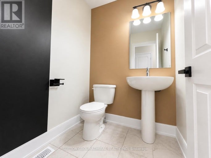 1320 BLACKMORE STREET, Innisfil (Alcona), Ontario, L9S0J8