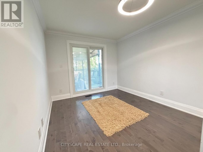UPPER - 135 BONHAM BOULEVARD, Mississauga (Streetsville), Ontario, L5M1C8