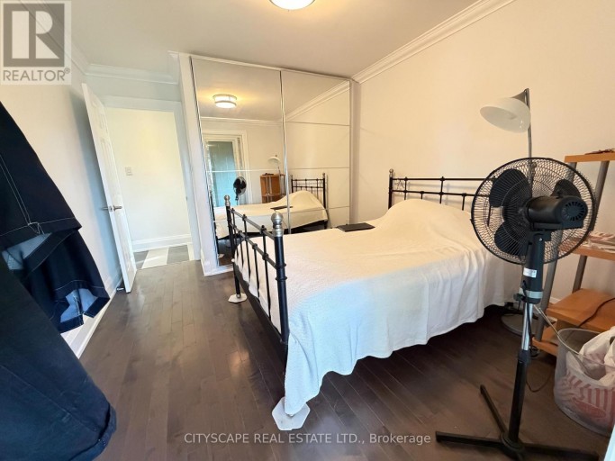 UPPER - 135 BONHAM BOULEVARD, Mississauga (Streetsville), Ontario, L5M1C8