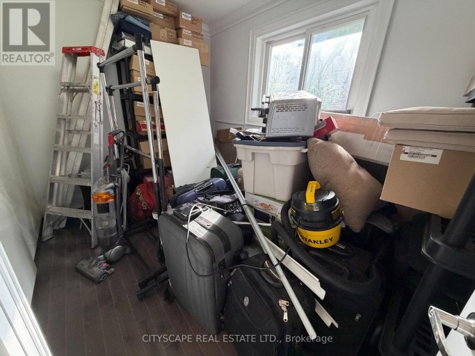 UPPER - 135 BONHAM BOULEVARD, Mississauga (Streetsville), Ontario, L5M1C8