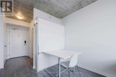 436 - 1900 SIMCOE STREET N Oshawa (Samac) Ontario photo 4