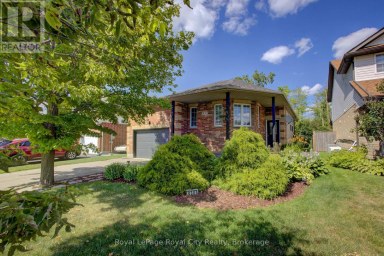830 SCOTLAND STREET Centre Wellington (Fergus) Ontario photo 2