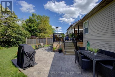 830 SCOTLAND STREET Centre Wellington (Fergus) Ontario photo 36