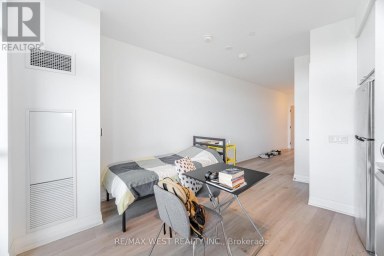218 - 60 GEORGE BUTCHART DRIVE Toronto (Downsview-Roding-CFB) Ontario photo 12