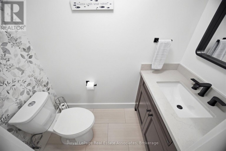 45 CLEAVEHOLM DRIVE, Halton Hills (Georgetown), Ontario, L7G3E3