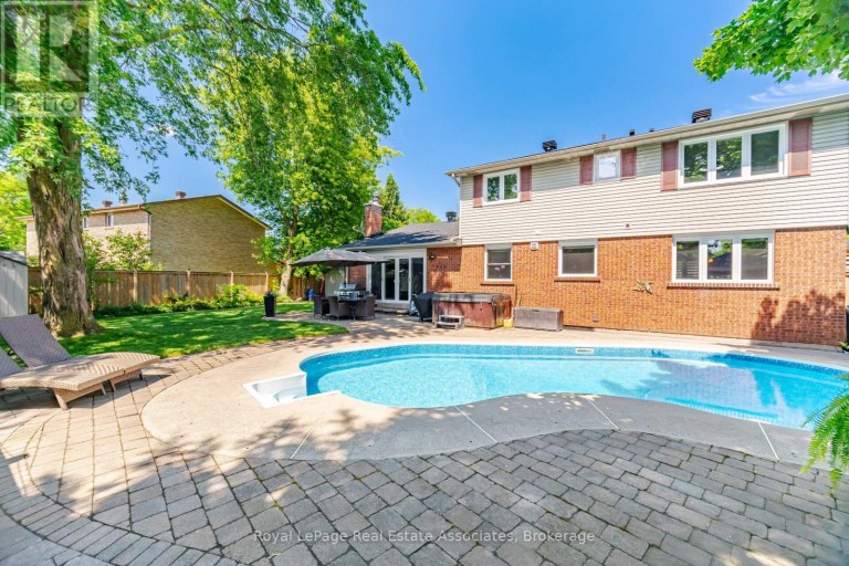 45 CLEAVEHOLM DRIVE, Halton Hills (Georgetown), Ontario, L7G3E3