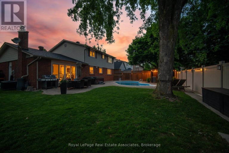 45 CLEAVEHOLM DRIVE, Halton Hills (Georgetown), Ontario, L7G3E3