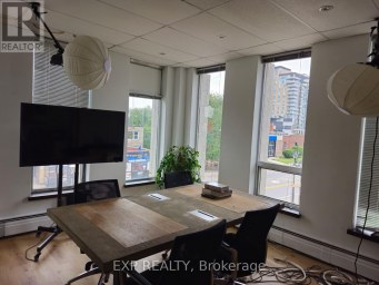200 - 534 BRANT STREET Burlington (Brant) Ontario photo 2