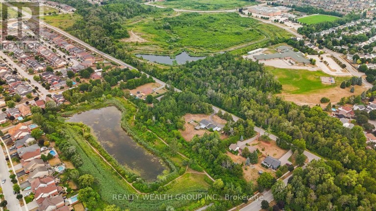 896 BOOTH AVENUE, Innisfil (Alcona), Ontario, L9S0A6