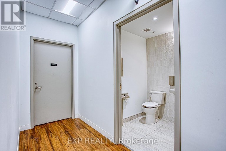 1 LL - 150 MAIN STREET W, Hamilton (Central), Ontario, L8P1H8