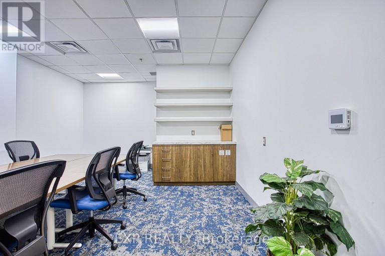 1 LL - 150 MAIN STREET W, Hamilton (Central), Ontario, L8P1H8