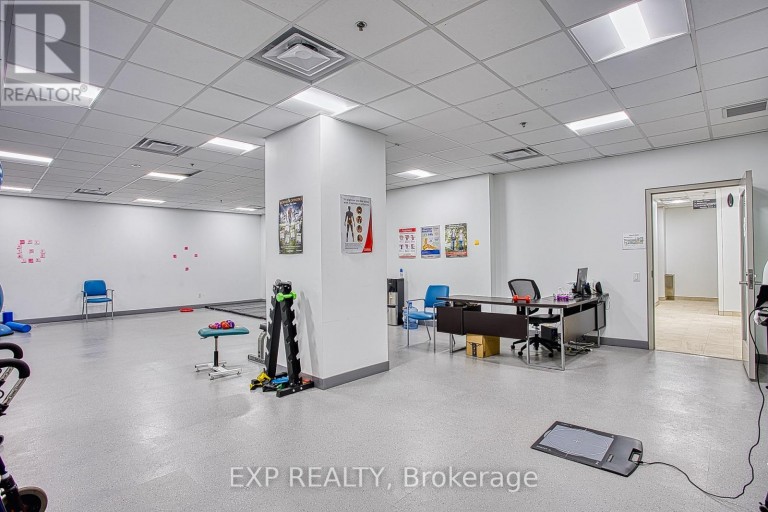 1 LL - 150 MAIN STREET W, Hamilton (Central), Ontario, L8P1H8