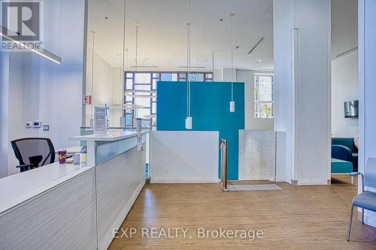 1 LL - 150 MAIN STREET W, Hamilton (Central), Ontario, L8P1H8