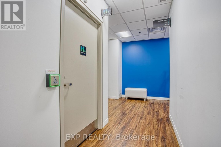 1 LL - 150 MAIN STREET W, Hamilton (Central), Ontario, L8P1H8