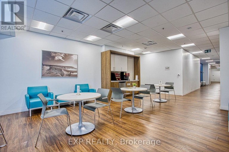 1 LL - 150 MAIN STREET W, Hamilton (Central), Ontario, L8P1H8