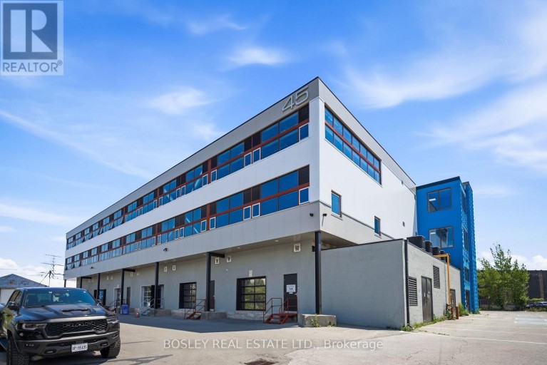 314 - 45 INDUSTRIAL STREET, Toronto (Thorncliffe Park), Ontario, M4G1Z2
