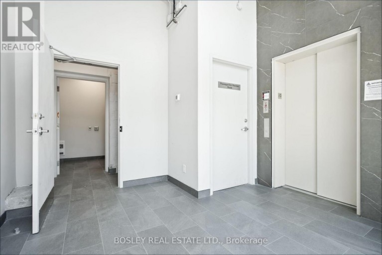 314 - 45 INDUSTRIAL STREET, Toronto (Thorncliffe Park), Ontario, M4G1Z2