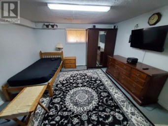 LOWER - 73 REGATTA CRESCENT Toronto (Newtonbrook West) Ontario photo 9