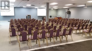UNIT # 12 - 4 MELAINE DRIVE Brampton (Steeles Industrial) Ontario photo 3