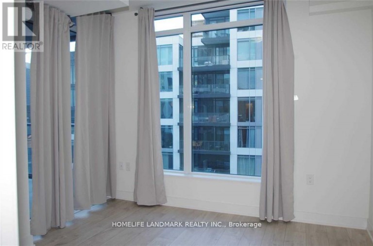 1113 - 27 BATHURST STREET, Toronto (Waterfront Communities), Ontario, M5V2P1