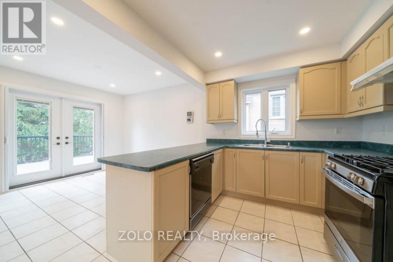 170 WIDDIFIELD AVENUE, Newmarket (Armitage), Ontario, L3X1Z2