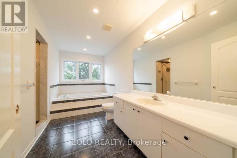 170 WIDDIFIELD AVENUE, Newmarket (Armitage), Ontario, L3X1Z2