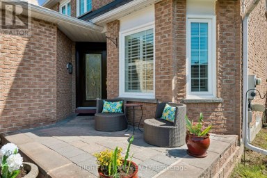 2007 LYNN HEIGHTS DRIVE Pickering (Liverpool) Ontario photo 4