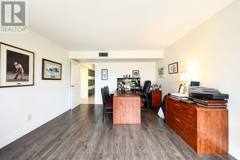 907 - 1300 BLOOR STREET, Mississauga (Applewood), Ontario, L4Y3Z2