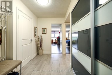 907 - 1300 BLOOR STREET Mississauga (Applewood) Ontario photo 3
