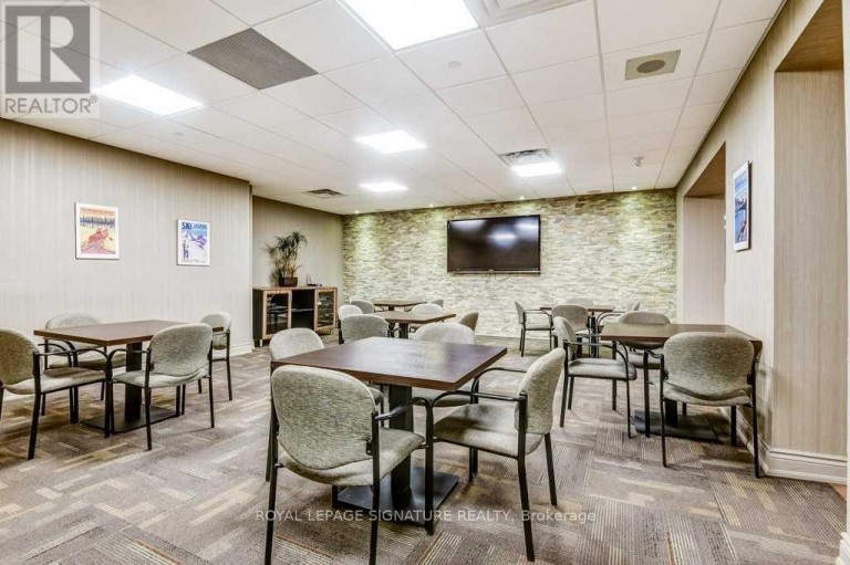 907 - 1300 BLOOR STREET, Mississauga (Applewood), Ontario, L4Y3Z2