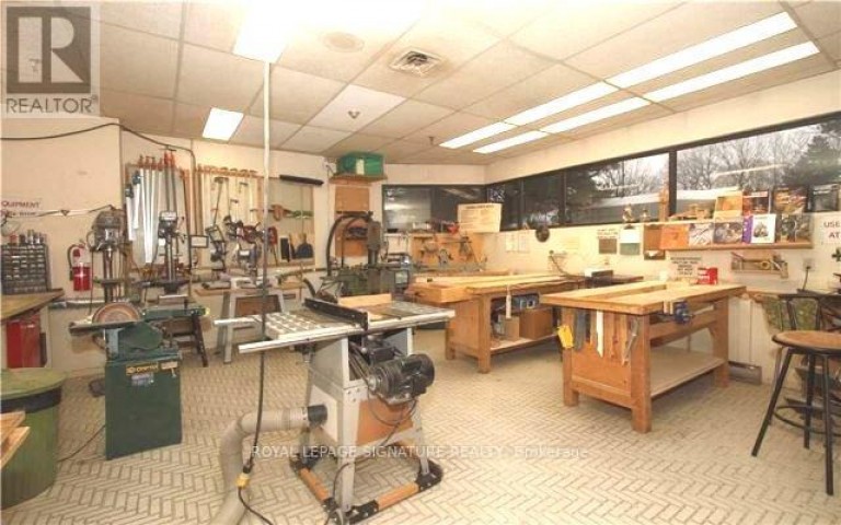 907 - 1300 BLOOR STREET, Mississauga (Applewood), Ontario, L4Y3Z2