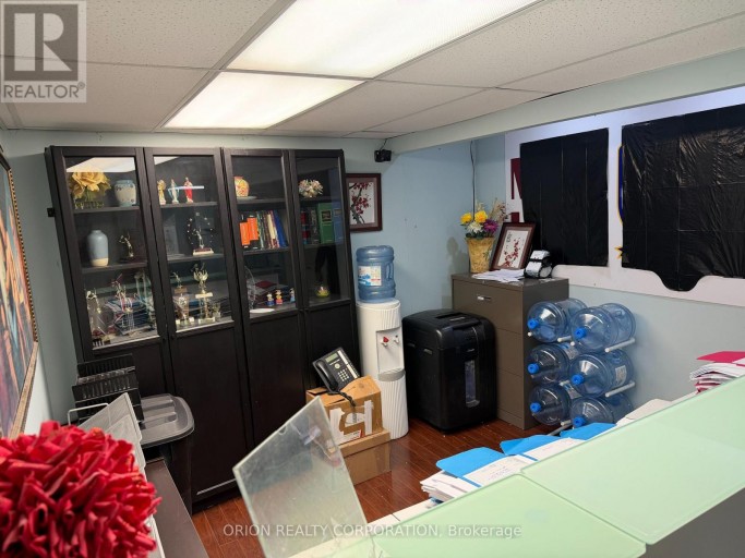 3770 BATHURST STREET, Toronto (Clanton Park), Ontario, M3H3M6