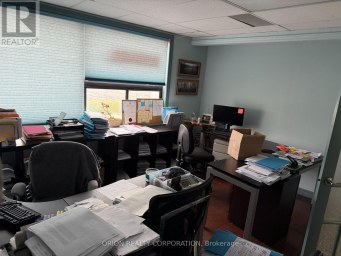 3770 BATHURST STREET Toronto (Clanton Park) Ontario photo 8