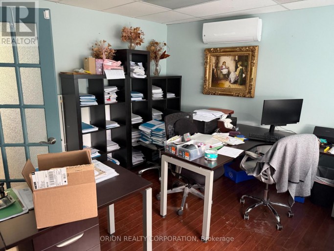 3770 BATHURST STREET, Toronto (Clanton Park), Ontario, M3H3M6