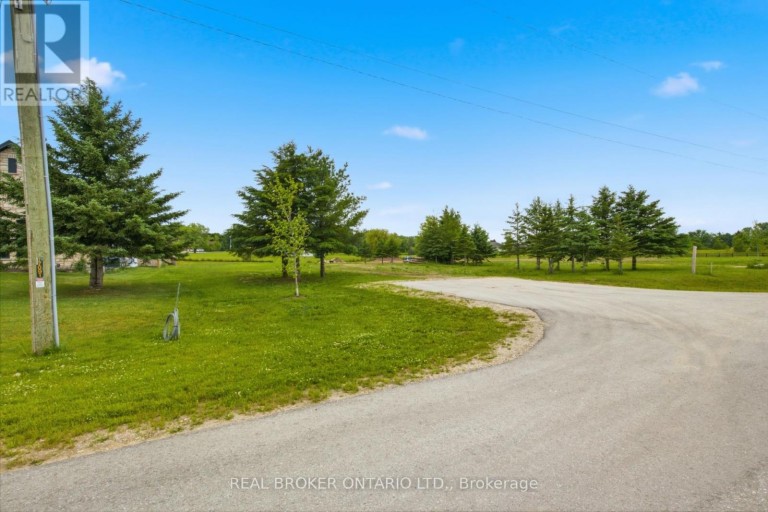 1016 CURRIE STREET, Howick, Ontario, N0G2X0
