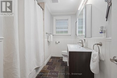 1400 STONEYBROOK CRESCENT London North (North G) Ontario photo 21