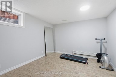 1400 STONEYBROOK CRESCENT London North (North G) Ontario photo 30
