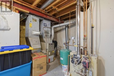 1400 STONEYBROOK CRESCENT London North (North G) Ontario photo 32
