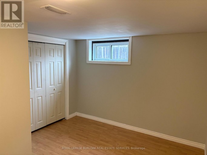 LOWER - 249 FEDERAL STREET, Hamilton (Stoney Creek), Ontario, L8E1P6