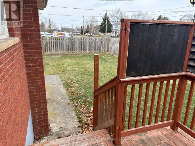 LOWER - 249 FEDERAL STREET, Hamilton (Stoney Creek), Ontario, L8E1P6